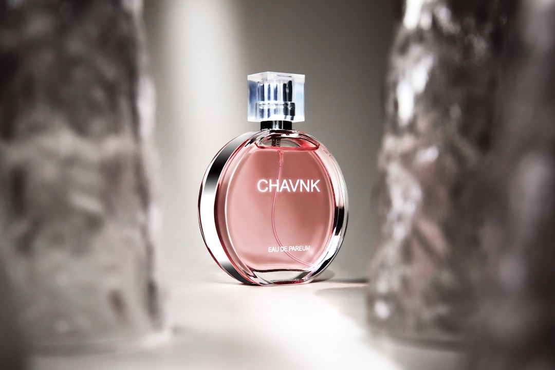 The chemistry of rose fragrance